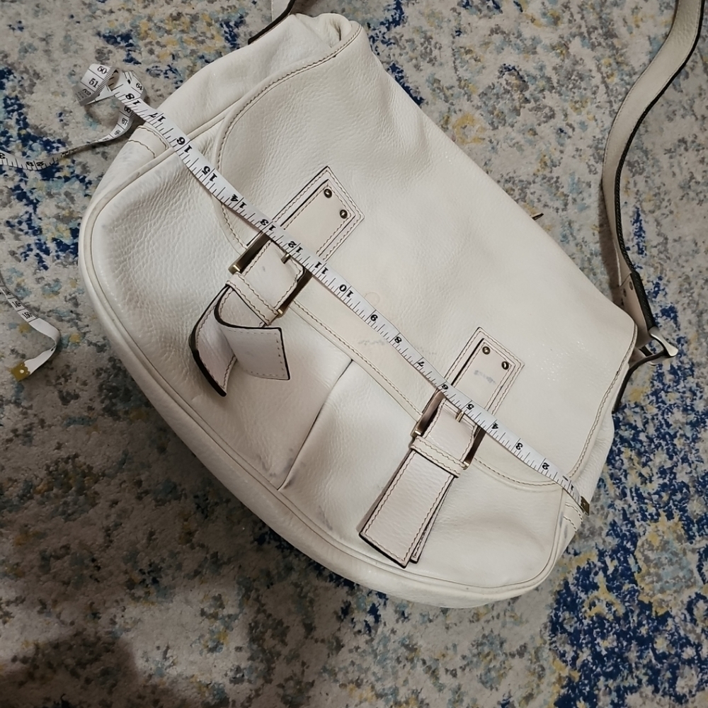Burberry Pebble Leather Large Messenger Bag - Picture 14 of 16